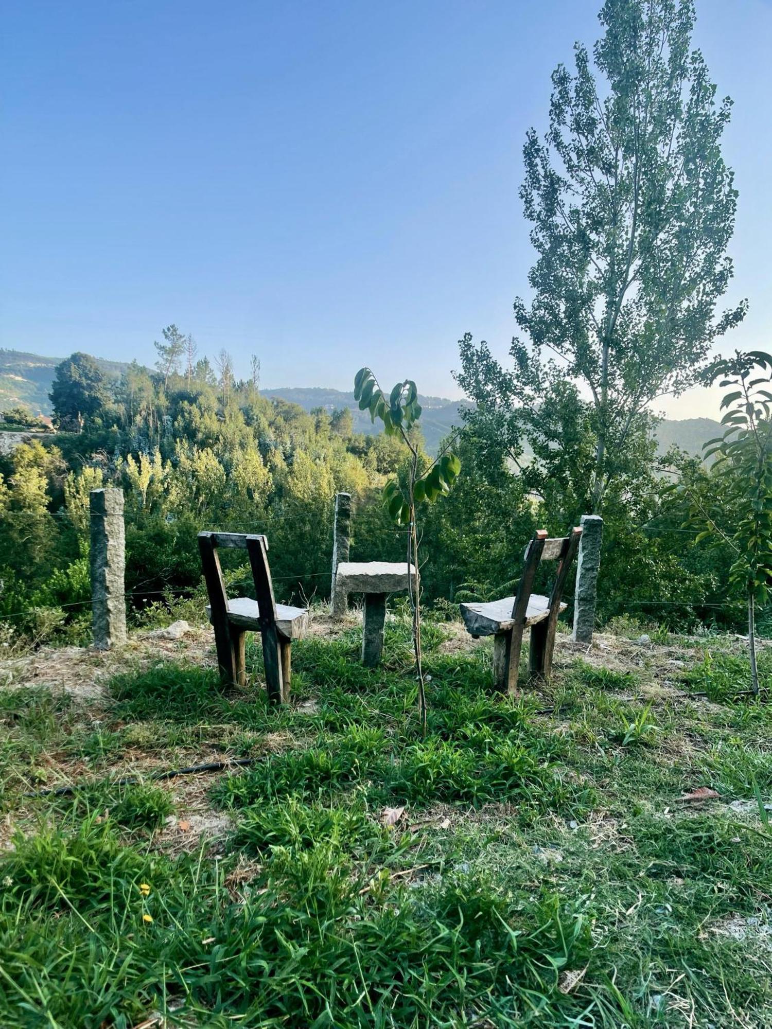 Loureiro  Nascente, Place In Nature Next To A Waterfall מראה חיצוני תמונה
